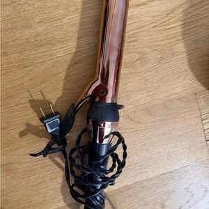 Rose Gold Curling Iron